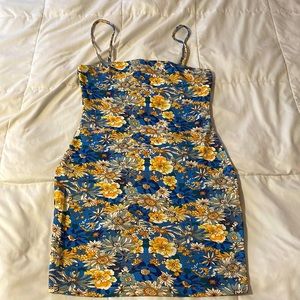 NWOT bodycon floral print mini dress